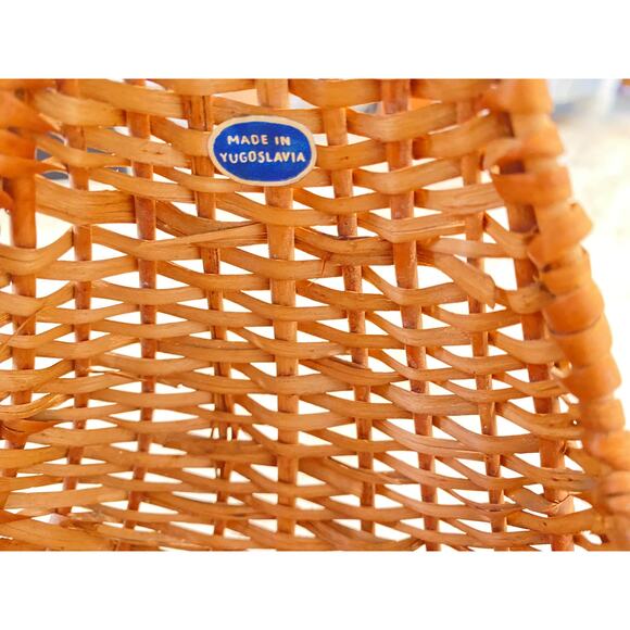 Vintage made in Yugoslavia Small Fruit Basket Hand Woven  Top Handle Minimalist - Picture 9 of 10